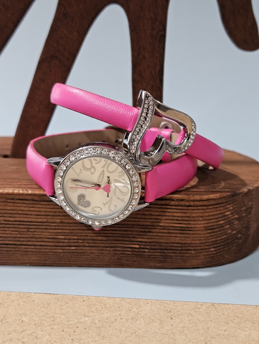 Betsey Johnson Watch And Bracelet. NWOT. Needs Battery - Picture 4 of 4